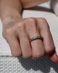 Emerald and Diamond Half Band 18k