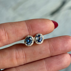 Mini Oval Gold Sapphire Stud 14K